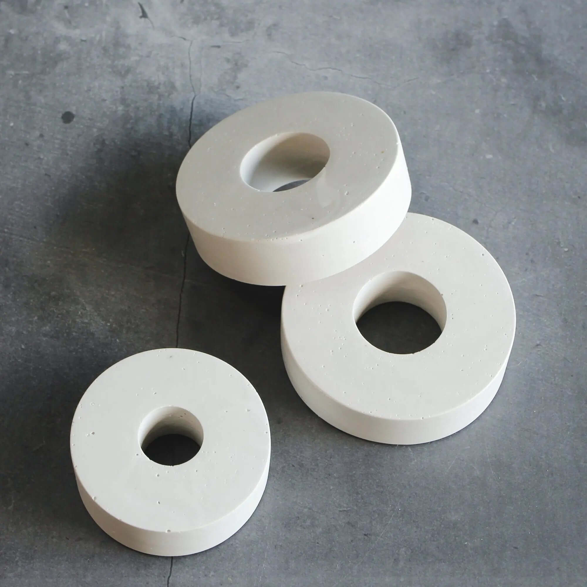 Glass Tube Stand "Donut" - Multiple Designs and Sizes - SMUKHI