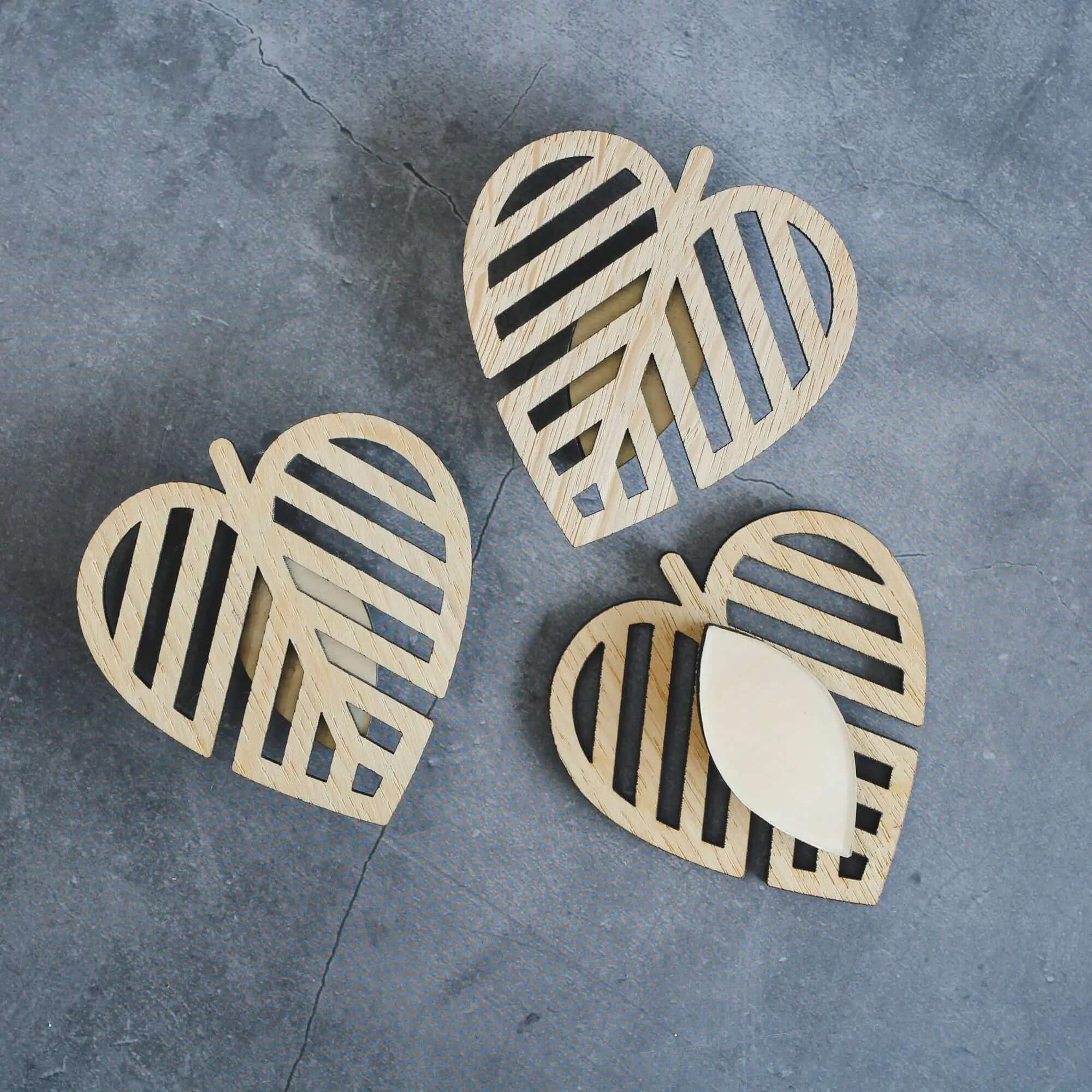 Plant Climbing Wall Supports "Climbing Leaves" - Set of 3 - SMUKHI