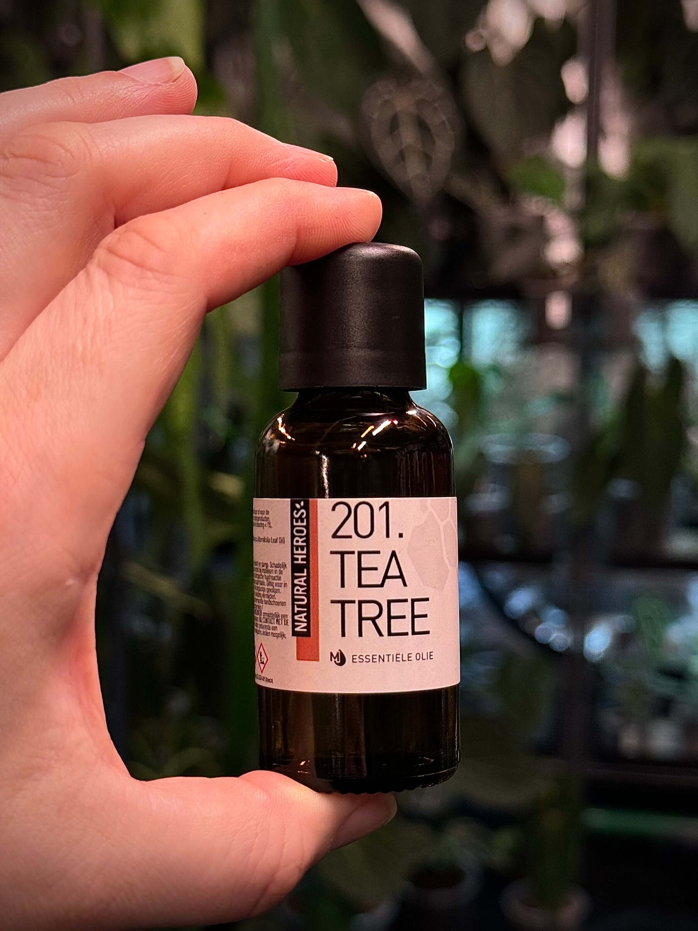 Tea Tree Essential Oil - SMUKHI