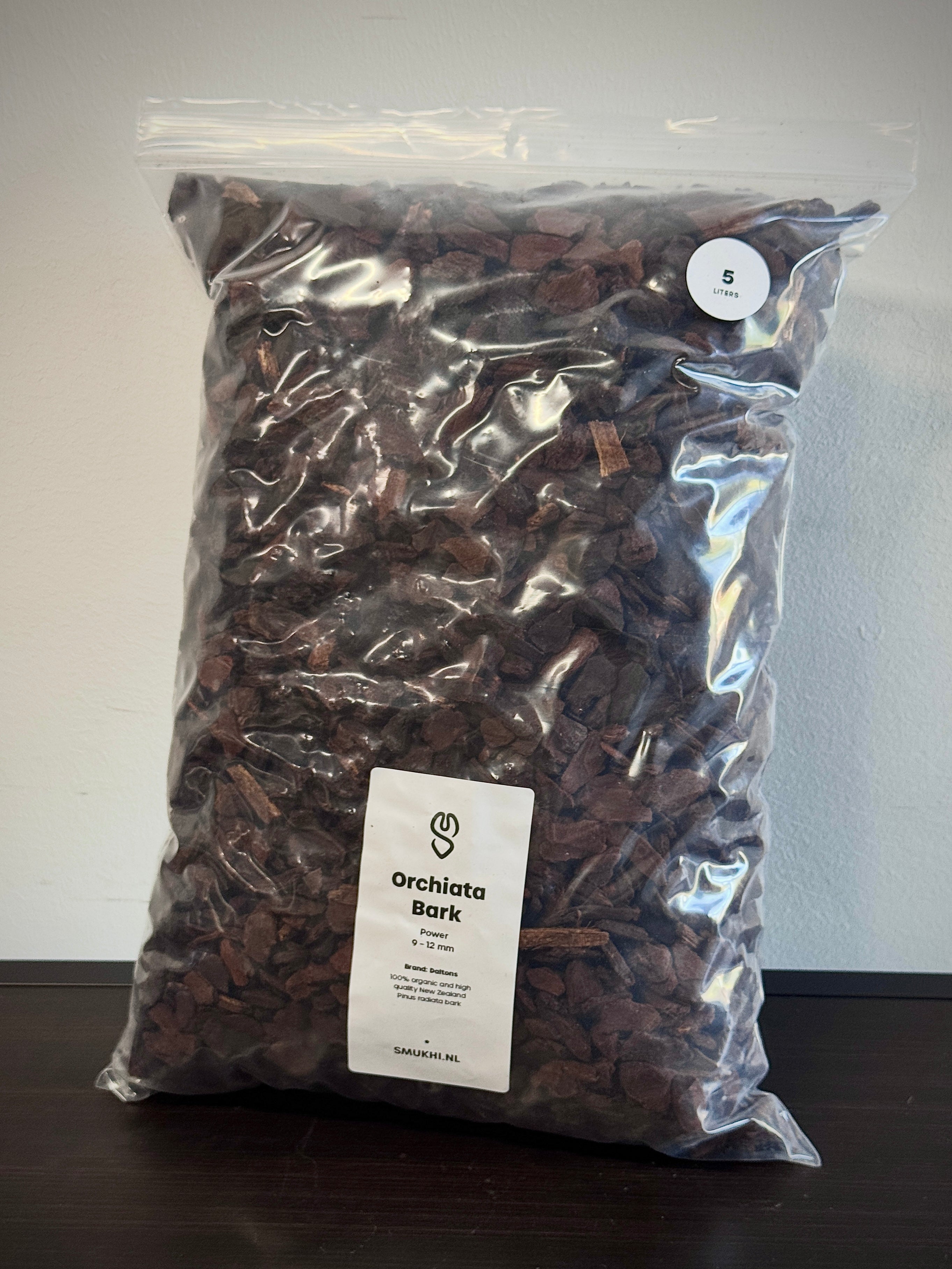 Daltons Orchiata Bark substrate showing natural, shredded bark texture suitable for orchid and plant potting applications.