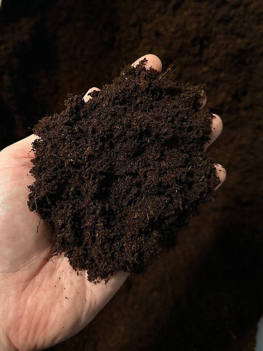 SMUKHI Coco Coir substrate in 5L bag, natural fiber for gardening and plant growth, showing the coir fibers in the image.